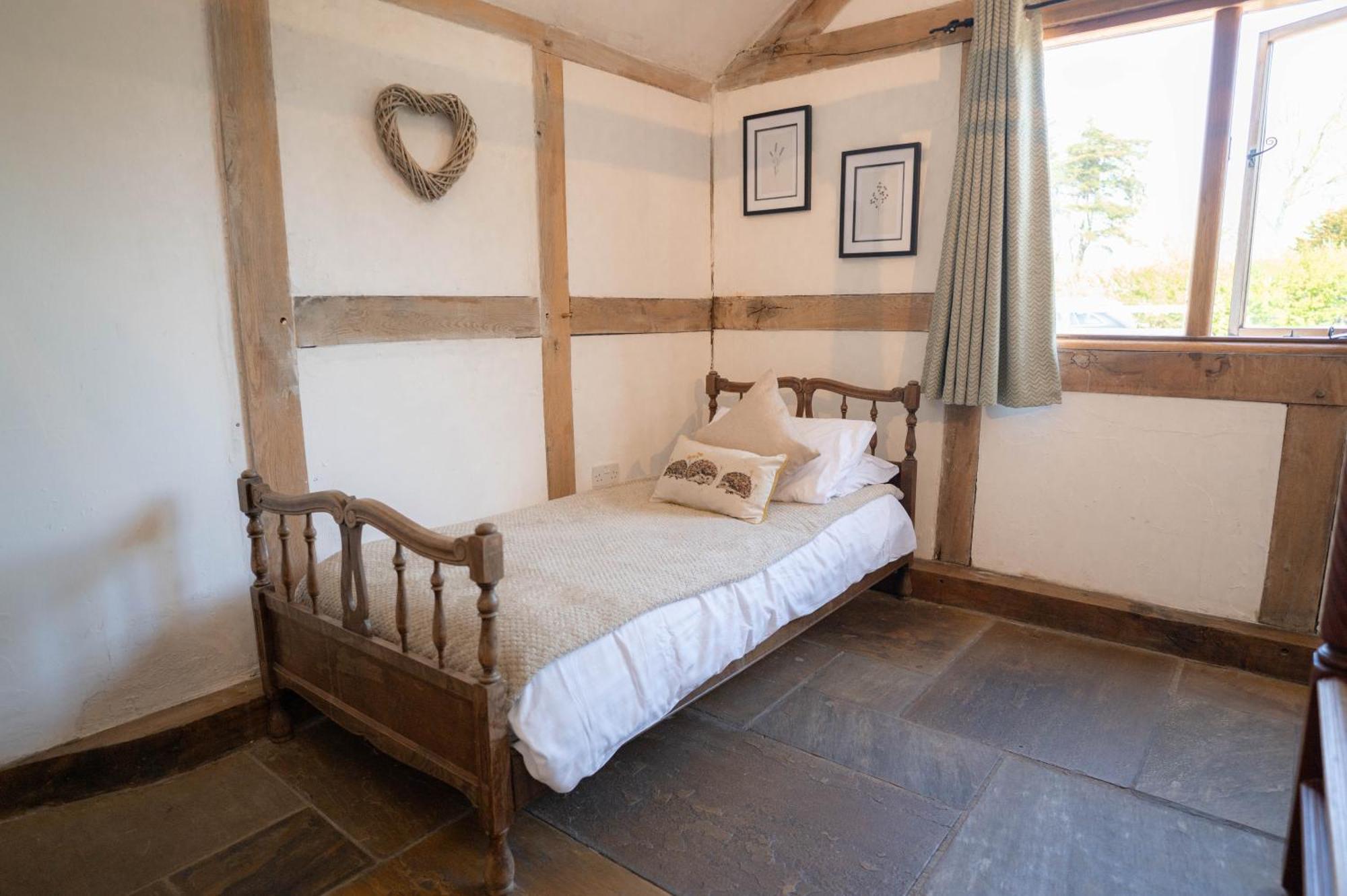 Barnacre Green Cottage - Eco-Friendly Cosy Cottage Moreton  Exterior foto
